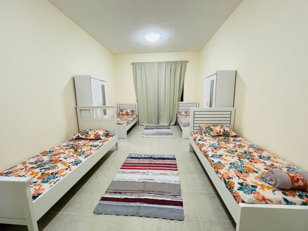 Dubai Hostel Eksteriør billede